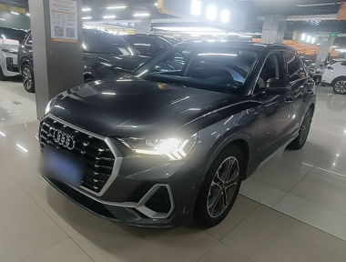 Audi Q3 2022 car image 