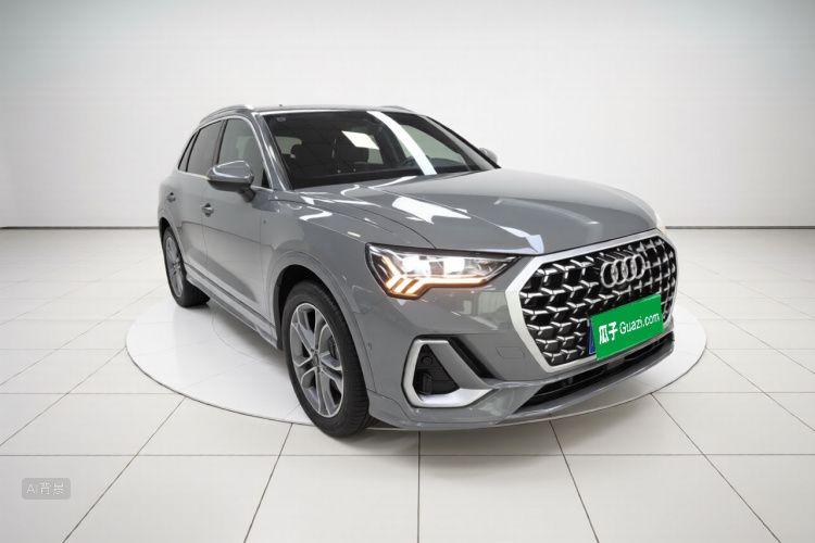 Audi Q3 2025 car image #4