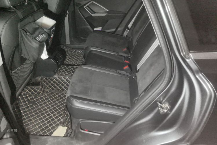 Audi Q3 2020 #19 Audi Q3 2020 car image #19