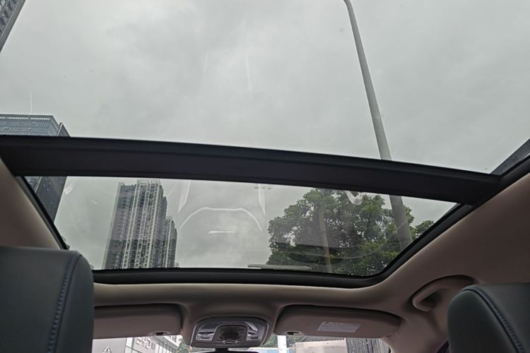 BYD Yuan New Energy 2019 #20 BYD Yuan New Energy 2019 car image #20