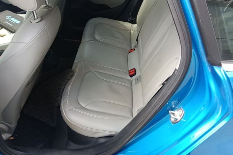 Audi A3 2017 car image #19