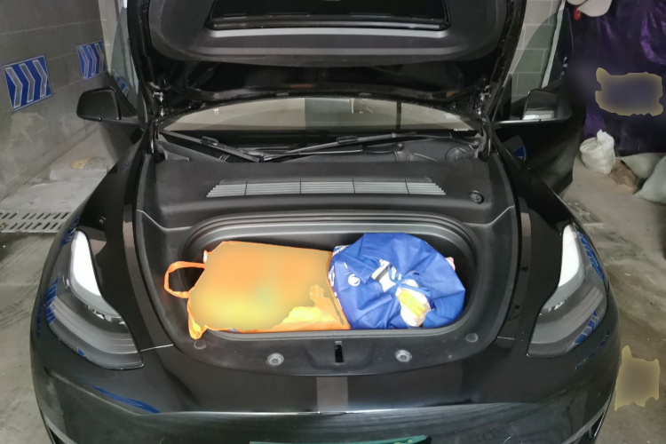 Tesla Model Y 2023 #22 Tesla Model Y 2023 car image #22