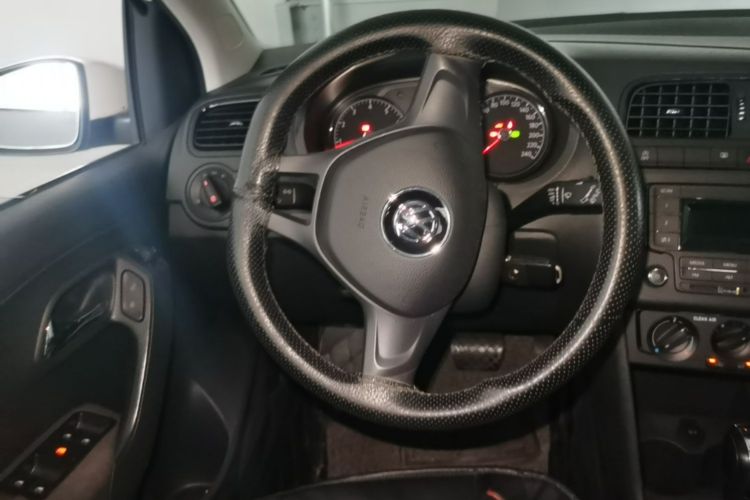 Volkswagen Polo 2019 #12 Volkswagen Polo 2019 car image #12