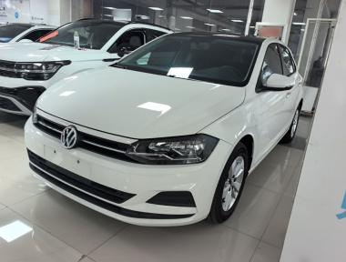 Volkswagen Polo 2020 car image 