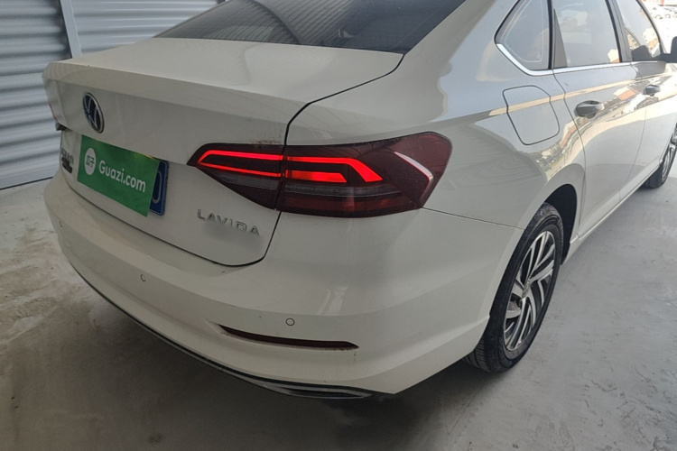Volkswagen Lavida 2022 car image #8