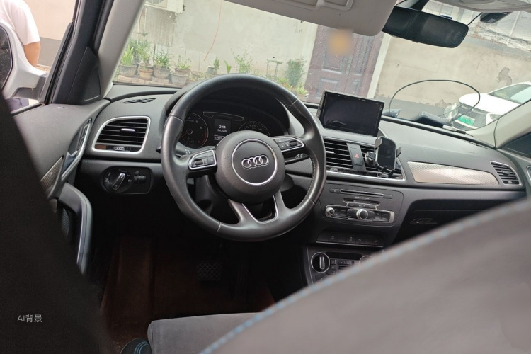 Audi Q3 2018 #12 Audi Q3 2018 car image #12