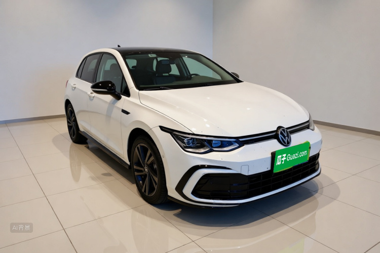 Volkswagen Golf 2023 #4 Volkswagen Golf 2023 صورة سيارة #4
