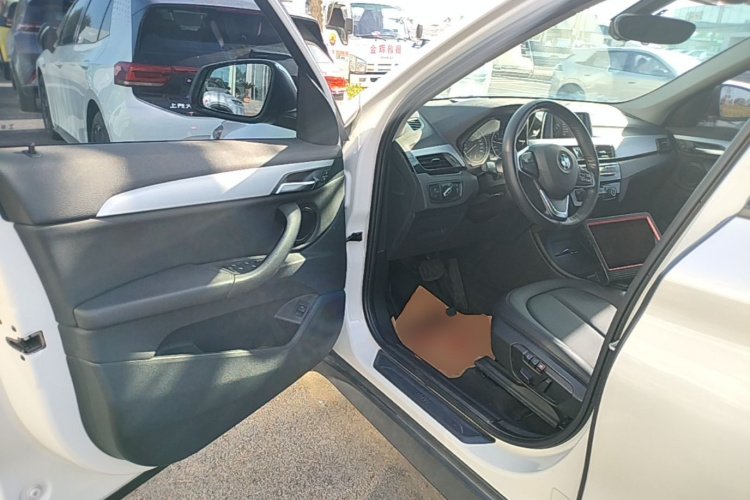 BMW X1 2017 car image #16