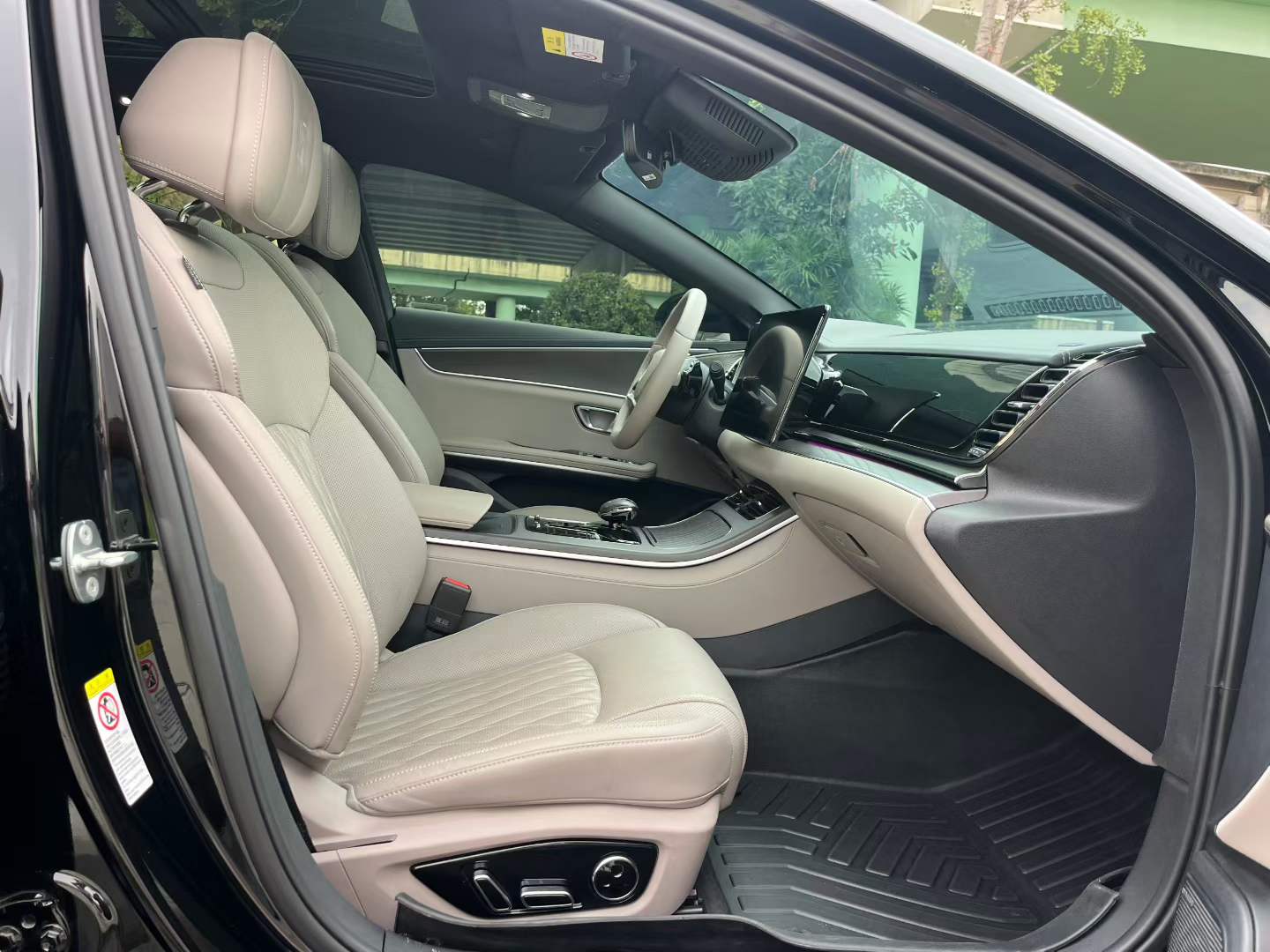 BYD Han 2025 immagine di auto #3