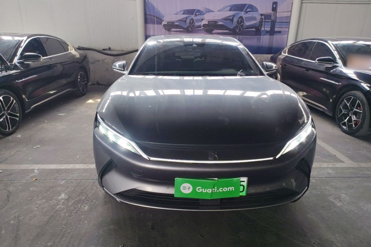 BYD Han 2021 #3 BYD Han 2021 car image #3