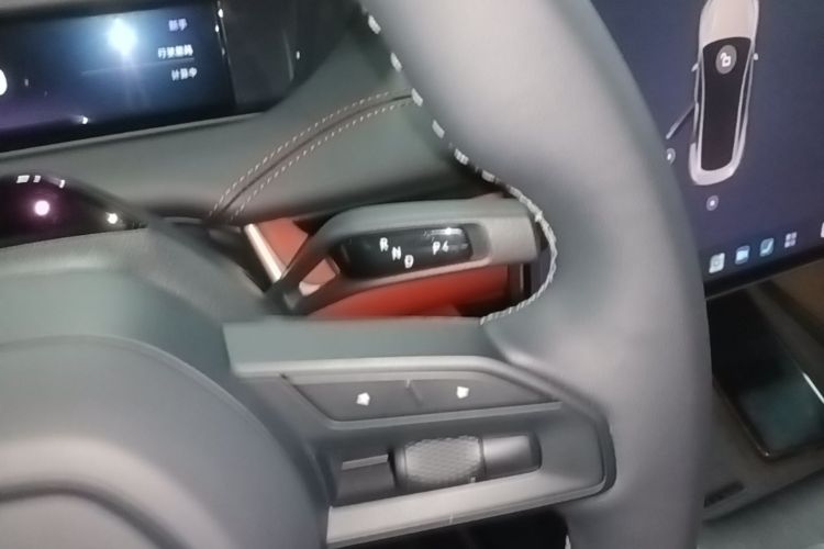 MI SU7 2025 car image #18