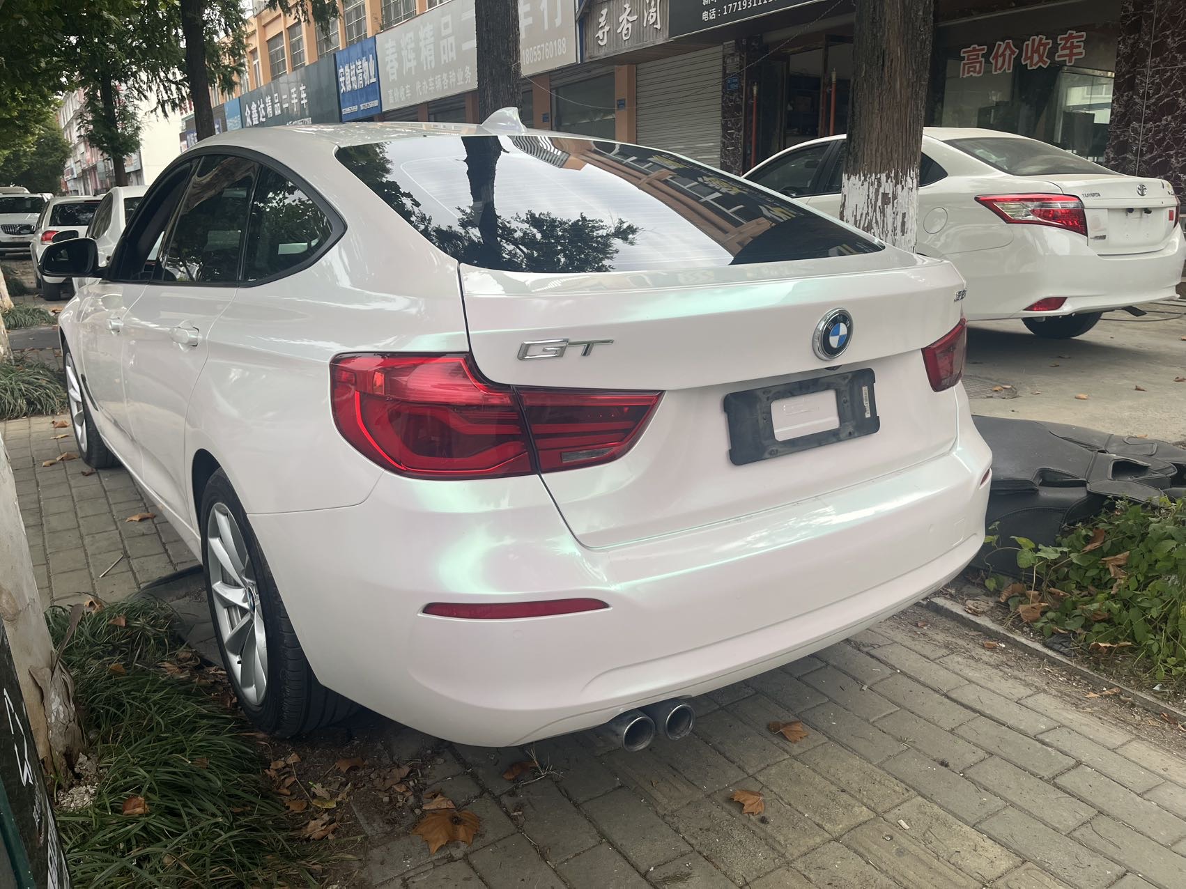 BMW 3 Series GT 2018 #7 BMW 3 Series GT 2018 صورة سيارة #7