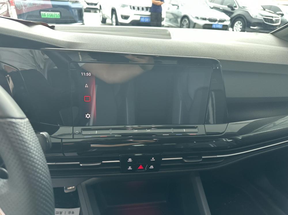 Volkswagen Golf 2024 car image #7