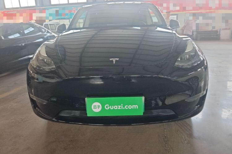 Tesla Model Y 2021 car image #3