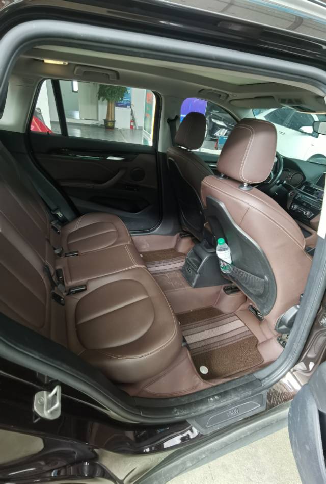 BMW X1 2019 صورة سيارة #9