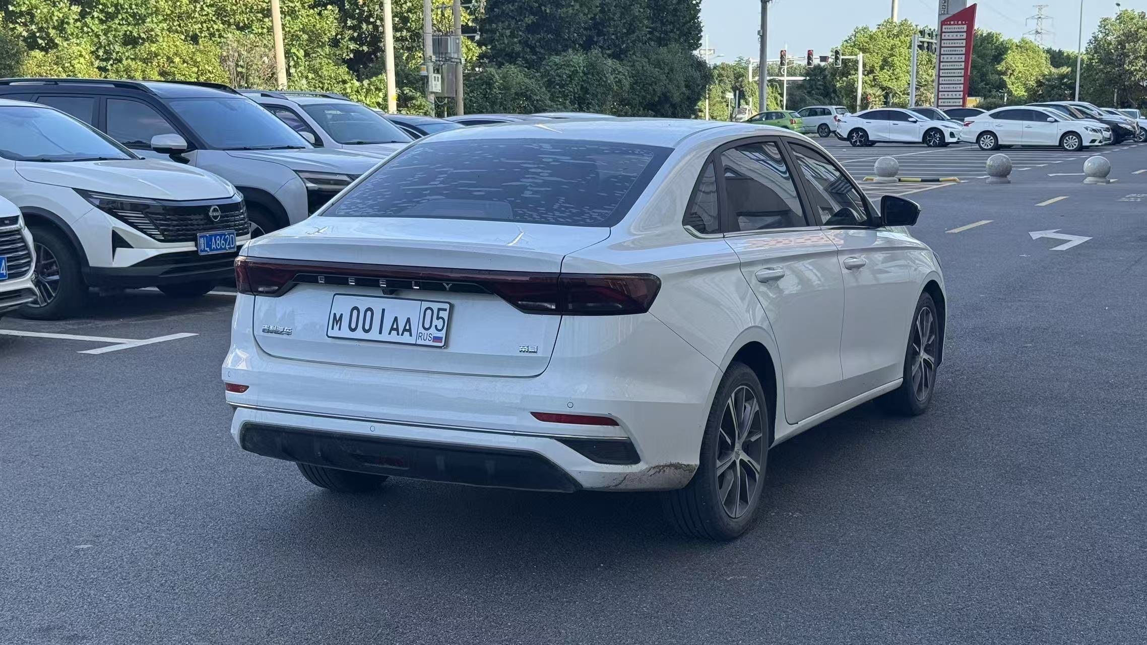 GEELY Emgrand 2023 car image #7