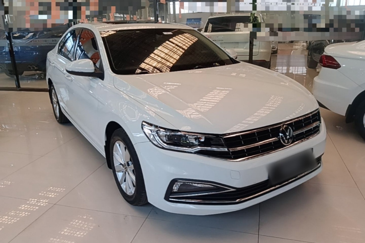 Volkswagen Bora 2022 صورة سيارة #4