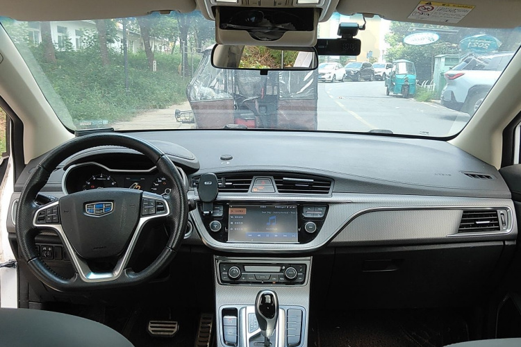 GEELY Emgrand GS 2017 #7 GEELY Emgrand GS 2017 car image #7