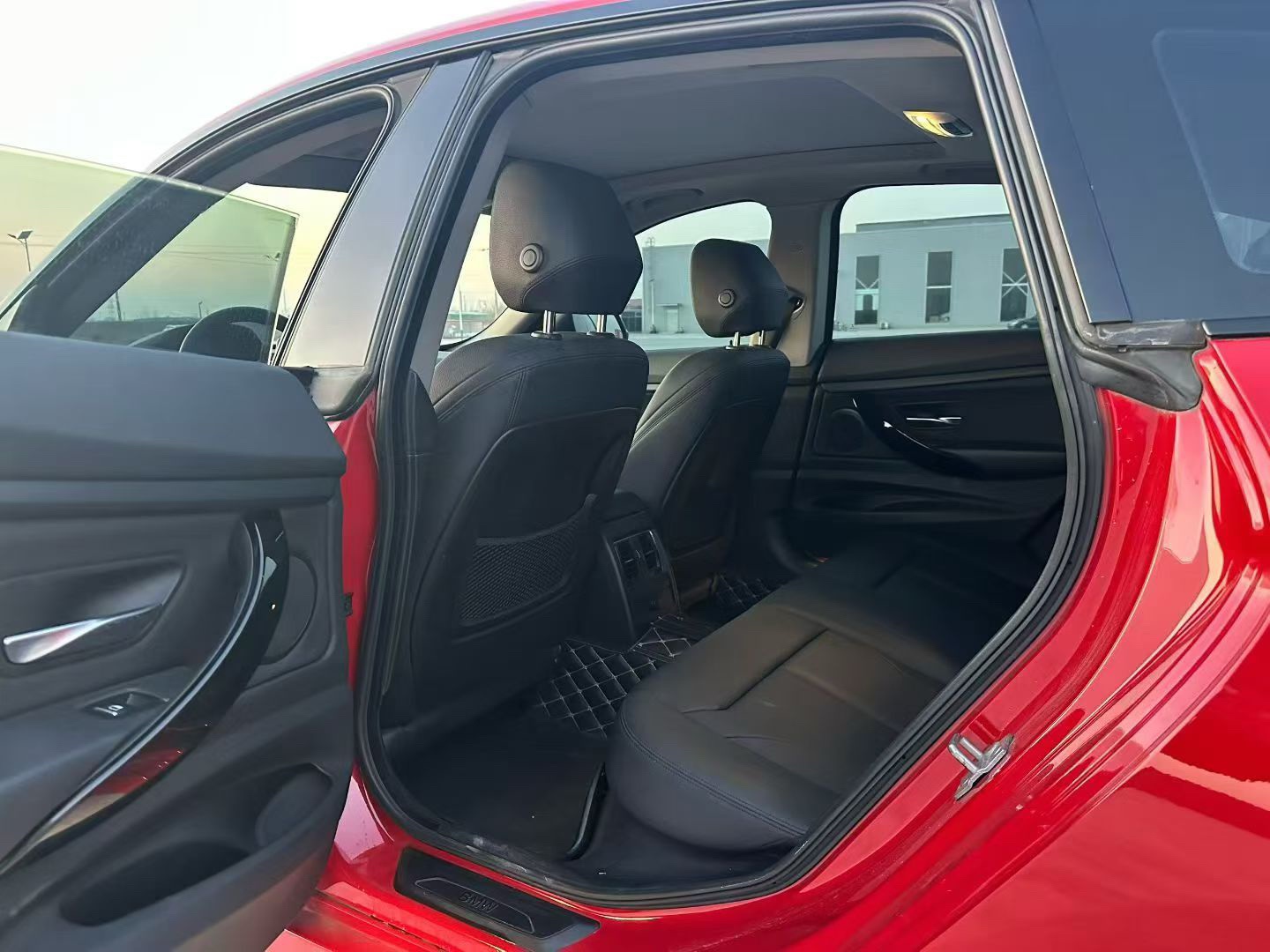 BMW 3 Series GT 2017 immagine di auto #5