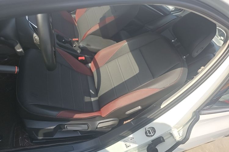 Volkswagen Bora 2022 car image #19
