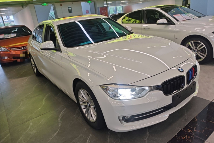 BMW 3 Series 2015 #4 BMW 3 Series 2015 car image #4