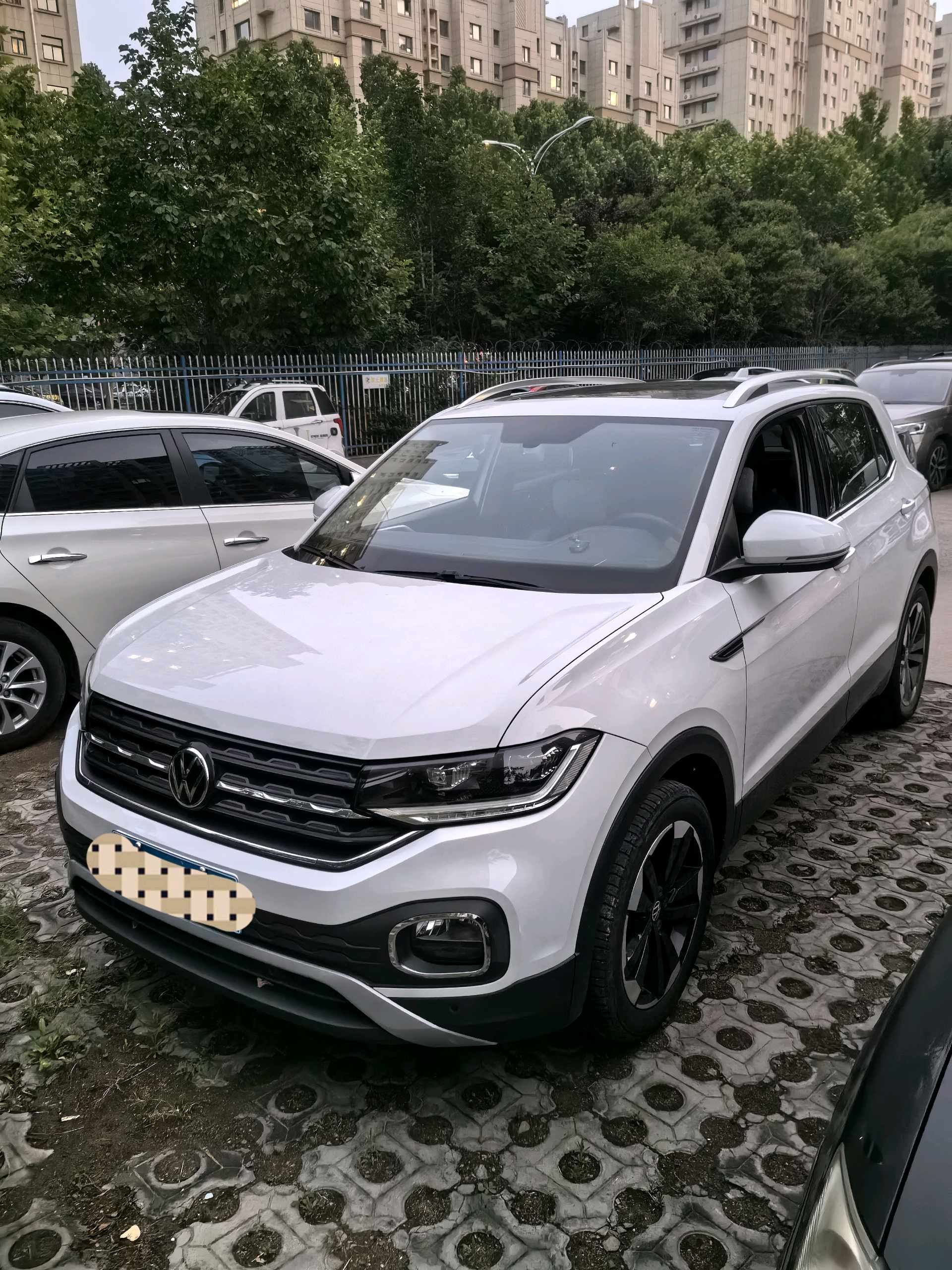 Volkswagen Tacqua 2022 car image 