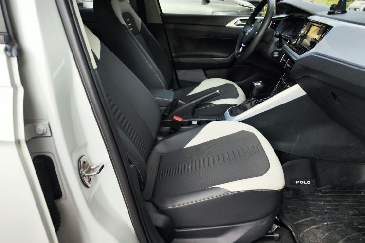 Volkswagen Polo 2019 #24 Volkswagen Polo 2019 car image #24
