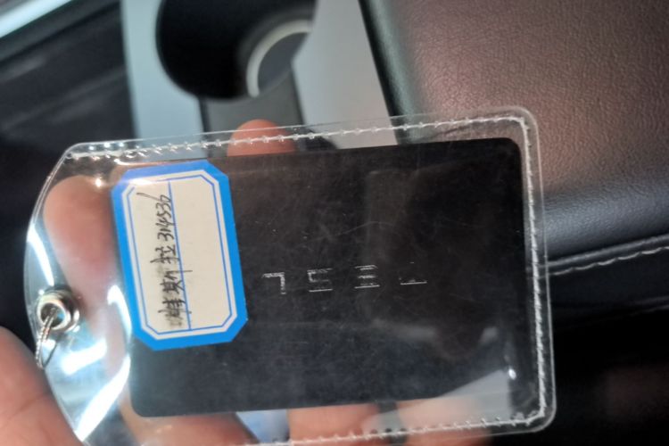 Tesla Model Y 2022 #9 Tesla Model Y 2022 car image #9