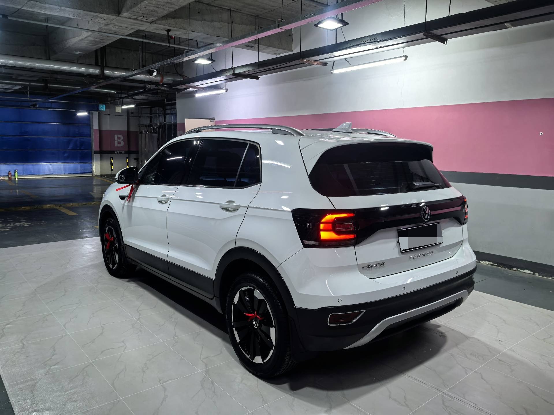 Volkswagen Tacqua 2022 #6 Volkswagen Tacqua 2022 изображение автомобиля #6
