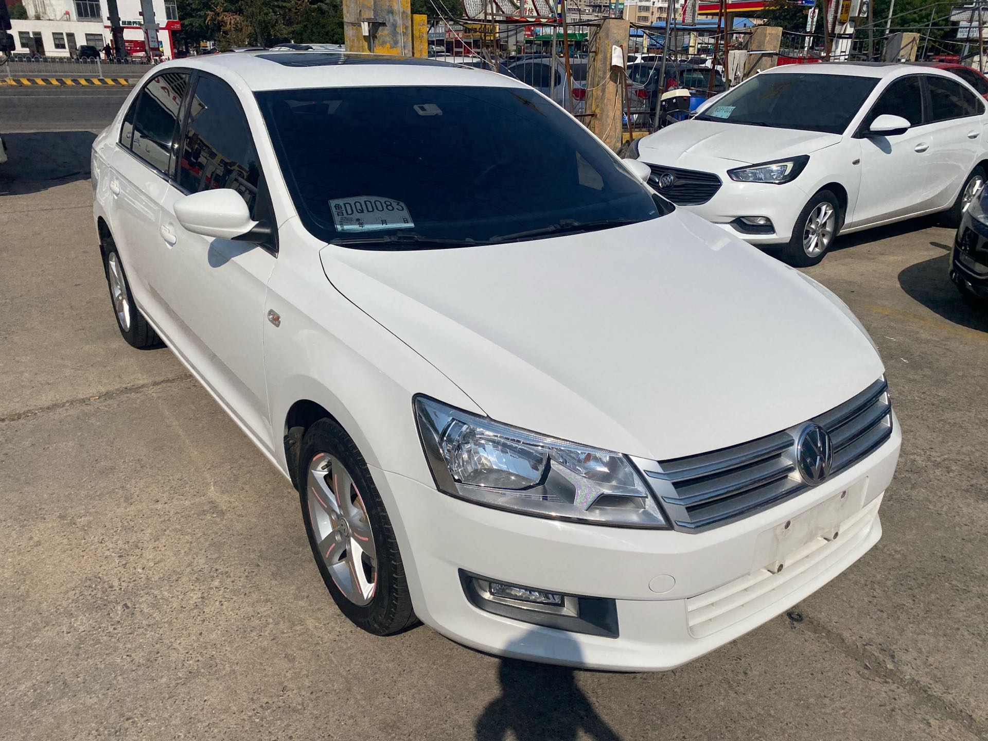 Volkswagen Santana 2016 car image #3
