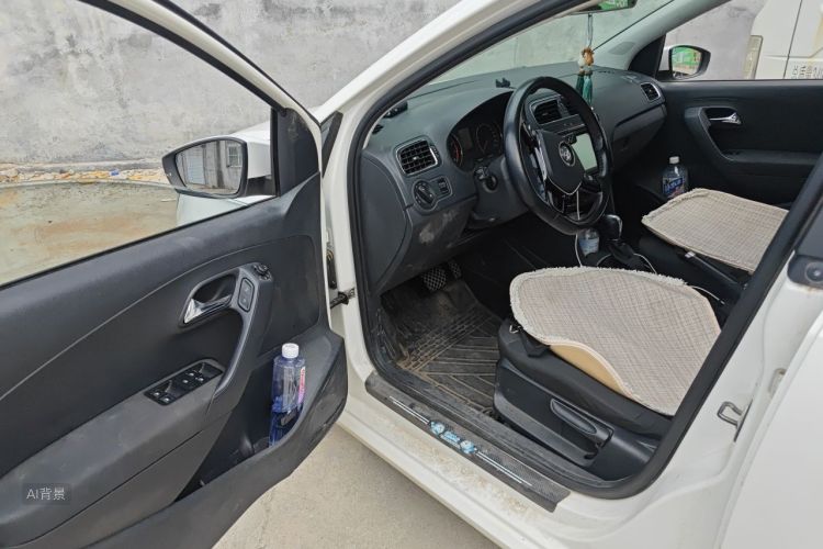 Volkswagen Polo 2017 #18 Volkswagen Polo 2017 car image #18