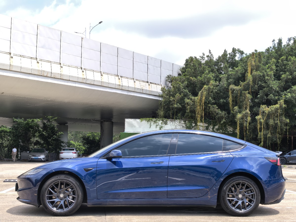 Tesla Model 3 2024 #4 Tesla Model 3 2024 car image #4