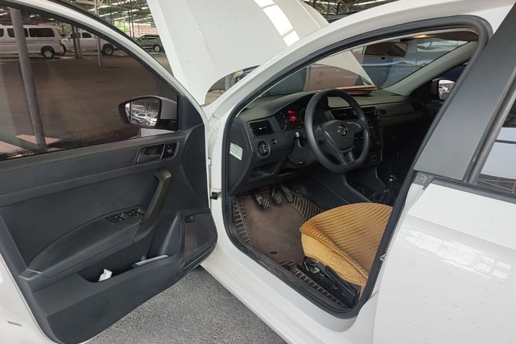 Volkswagen Santana 2018 #18 Volkswagen Santana 2018 car image #18