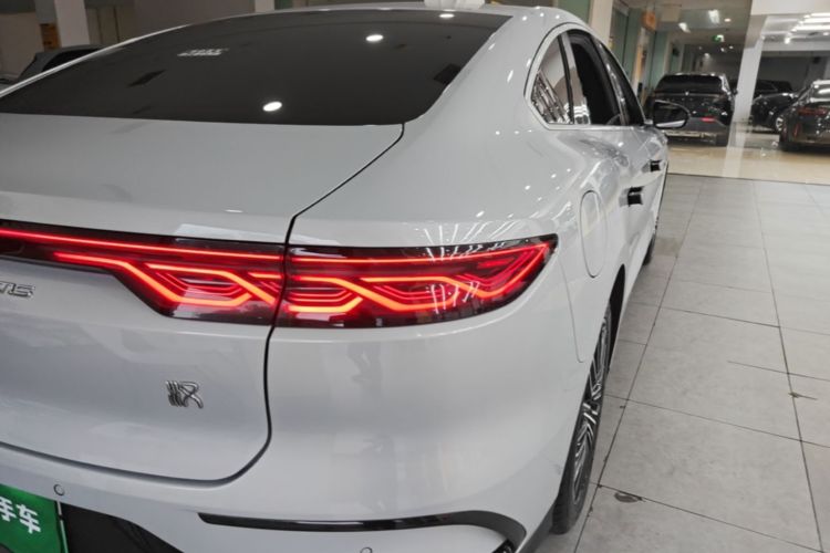 BYD Han 2024 car image #8
