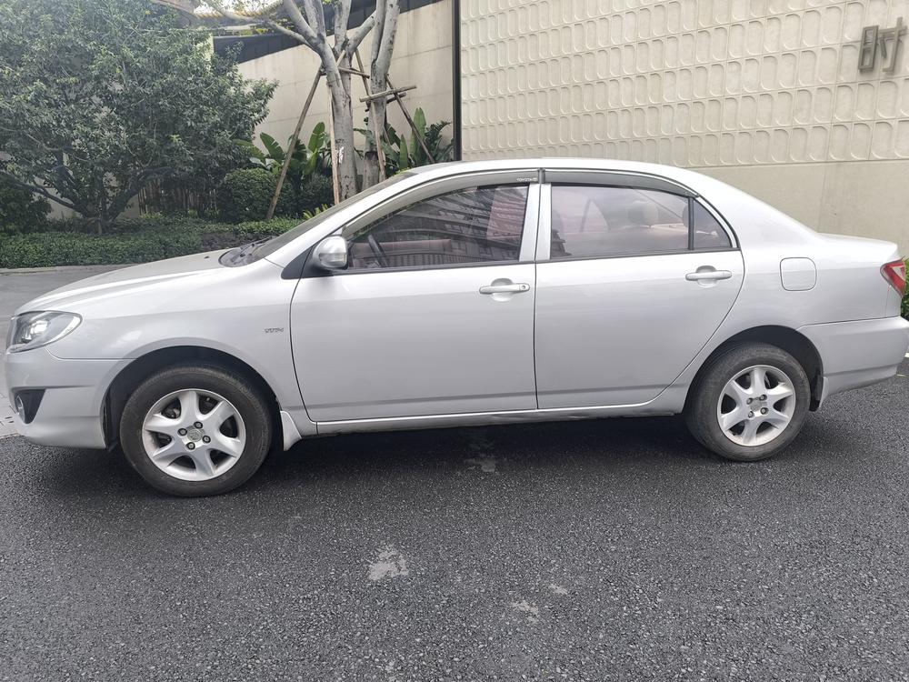 Toyota Corolla (Classic) 2016 صورة سيارة #3