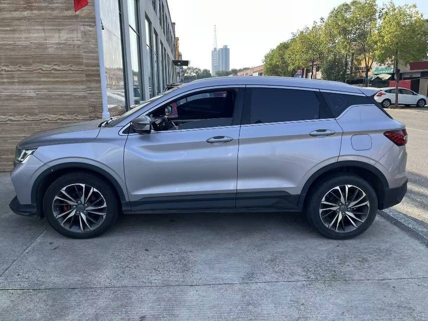 GEELY Coolray 2020 car image #2