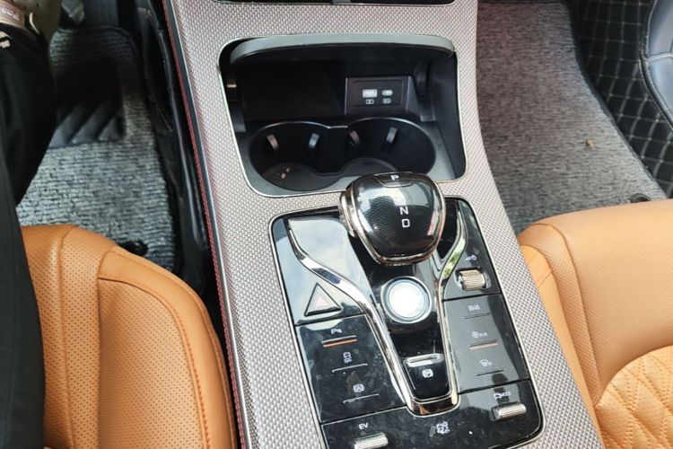 BYD Han 2022 car image #14
