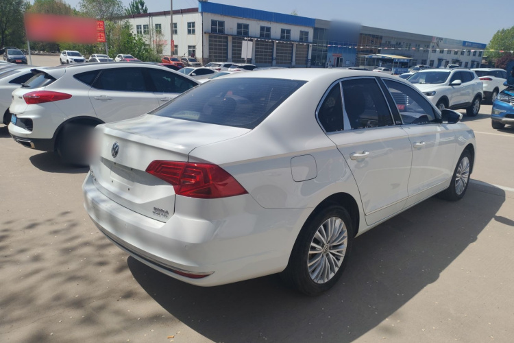 Volkswagen Bora 2017 car image #7