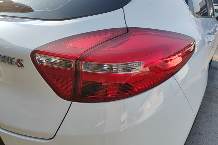 GEELY Emgrand GS 2019 car image #8
