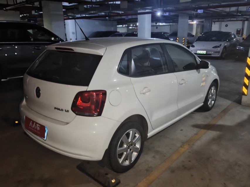 Volkswagen Polo 2014 immagine di auto #3
