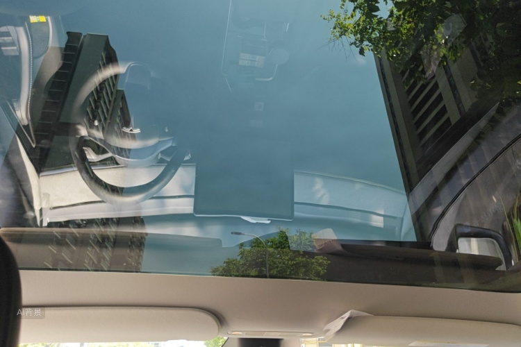 Tesla Model Y 2024 car image #20