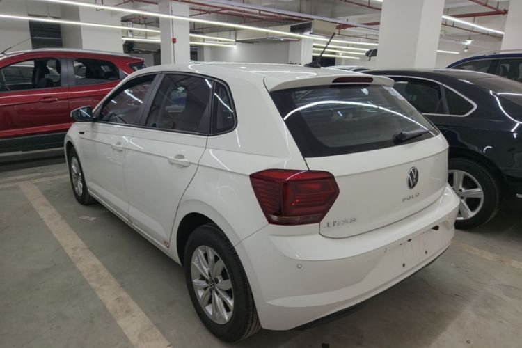Volkswagen Polo 2021 car image #5