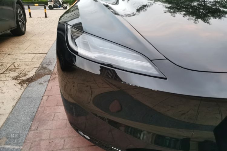 Tesla Model 3 2025 car image #8