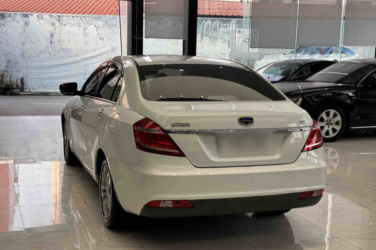 GEELY Emgrand 2015 car image #5