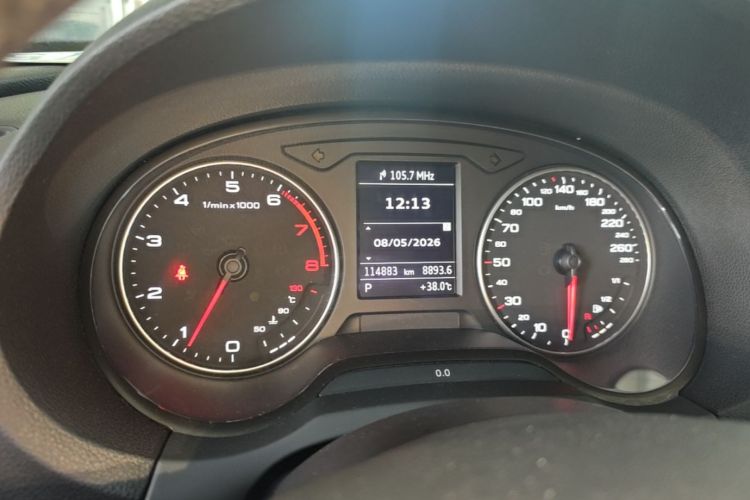 Audi A3 2015 car image #12