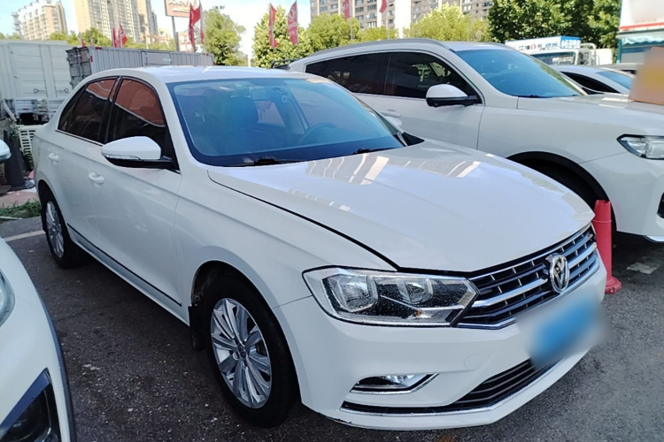 Volkswagen Bora 2017 car image #4