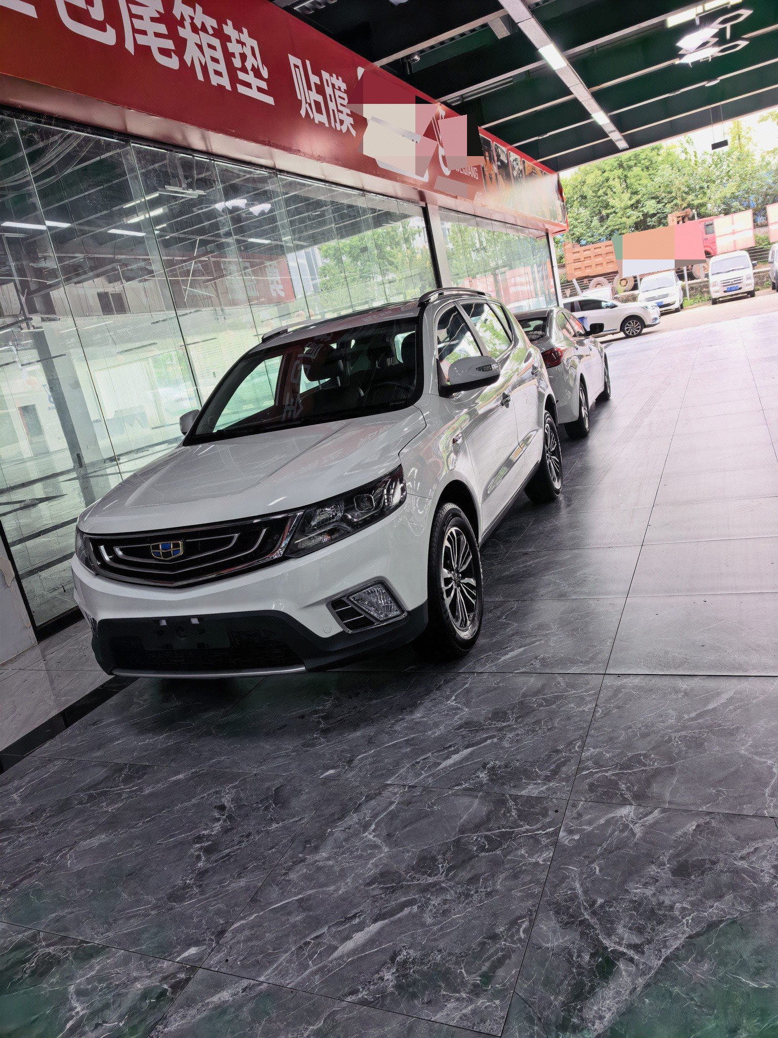 GEELY Vision X6 2017 car image 