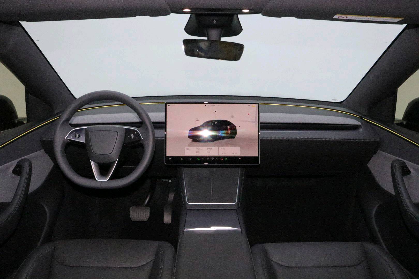 Tesla Model Y 2026 #11 Tesla Model Y 2026 car image #11
