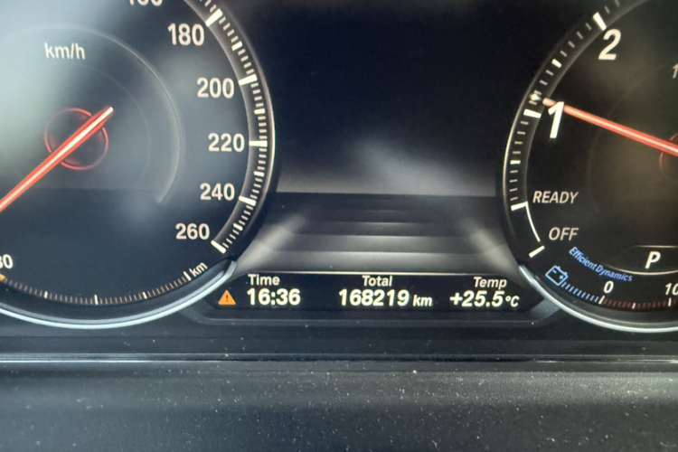 BMW 3 Series 2017 car image #11