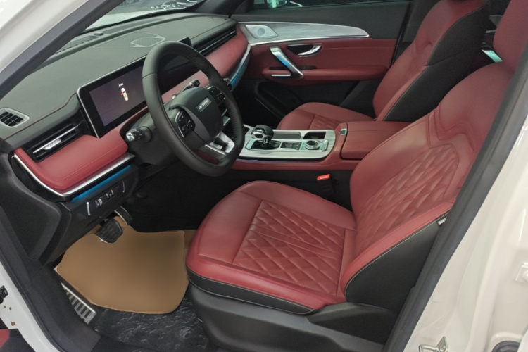 Jetour X70 PLUS 2024 #15 Jetour X70 PLUS 2024 car image #15